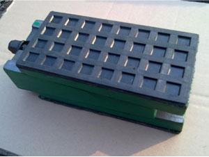 三層墊鐵、三層防震墊鐵